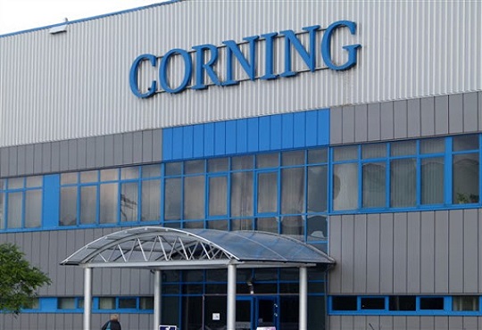 Corning unveils new fiber offering for telcos to build out 5G networks